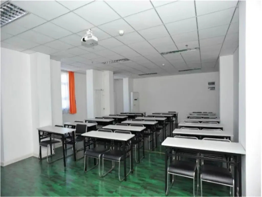 Home Inn Tianjin Binhai New District The Seventh Avenue