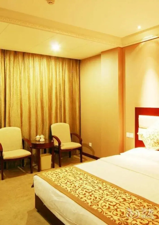 Yixing Hotel