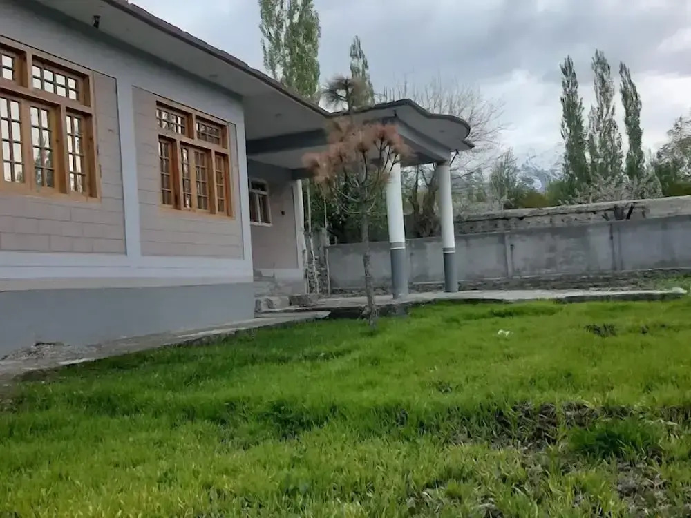 Markhor Hotel