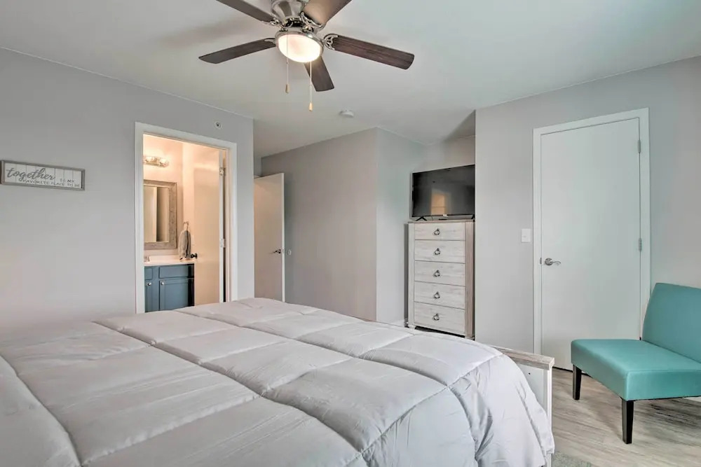 Cozy Family Condo w/ Balcony in Heart of Branson