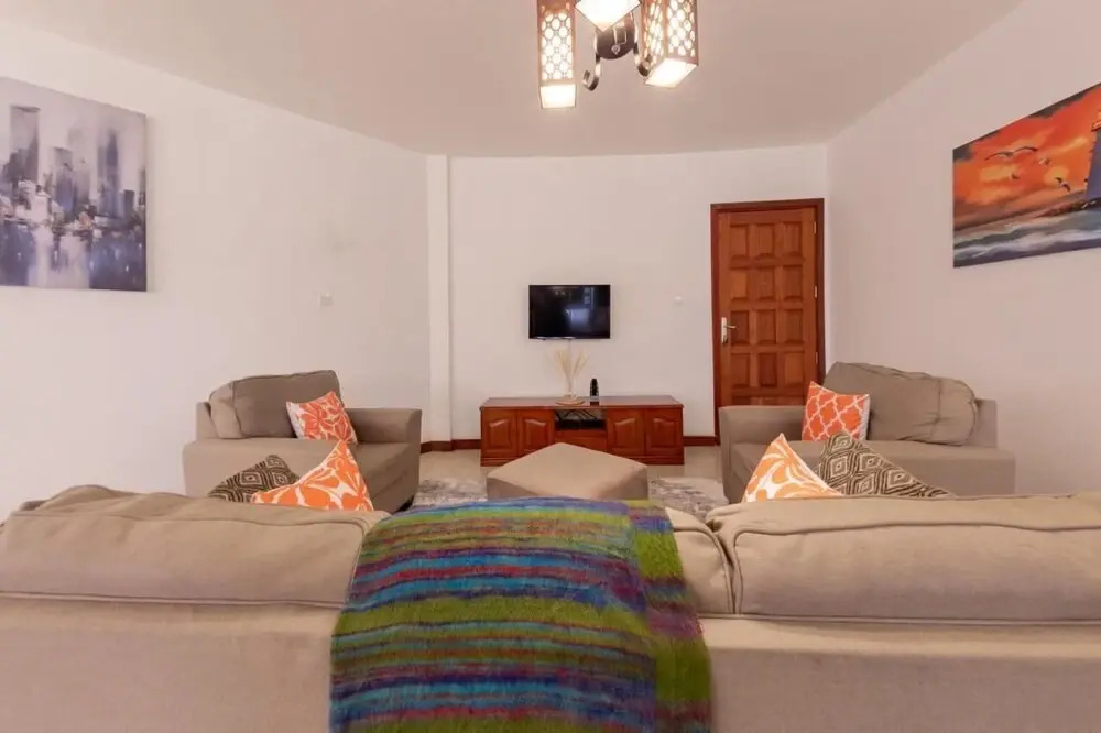Fahari Suites by Homes By Della