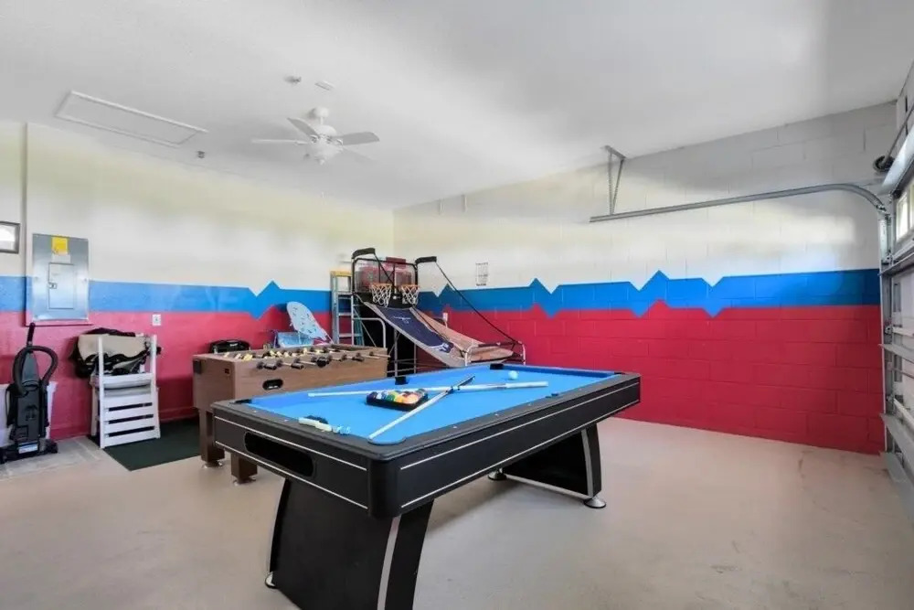 4 Bedroom/3 Bath South Facing Pool - Luxury Villa 4 Villa by RedAwning