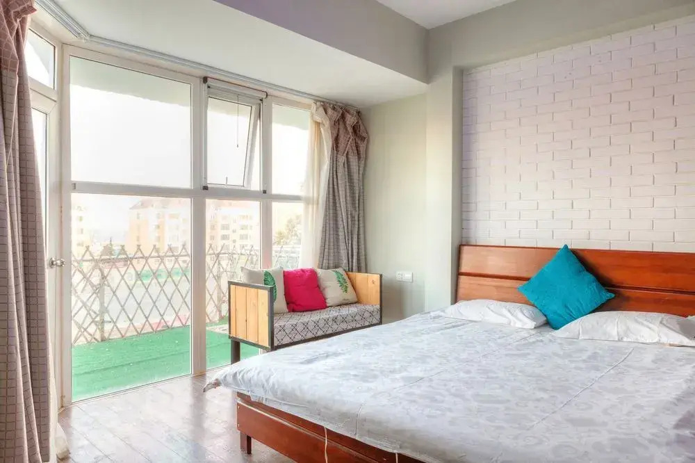 Qingdao Proud House