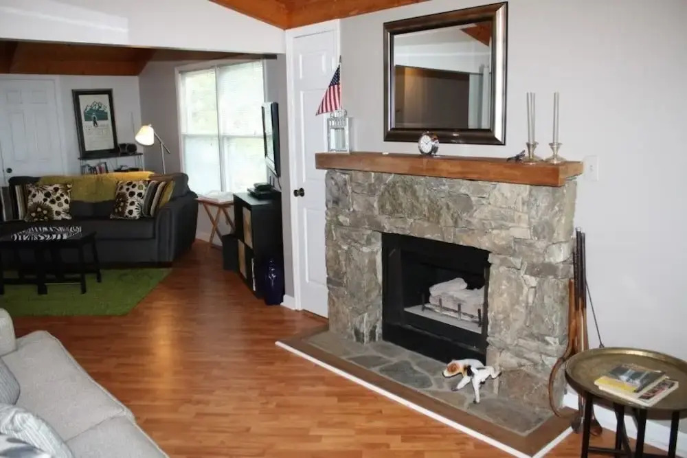 North Carolina Mountain Retreat - 1 Br condo by RedAwning