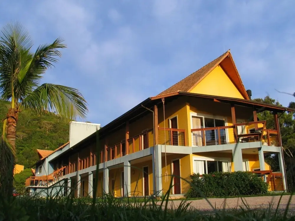 Penareia Floripa Beach Hotel
