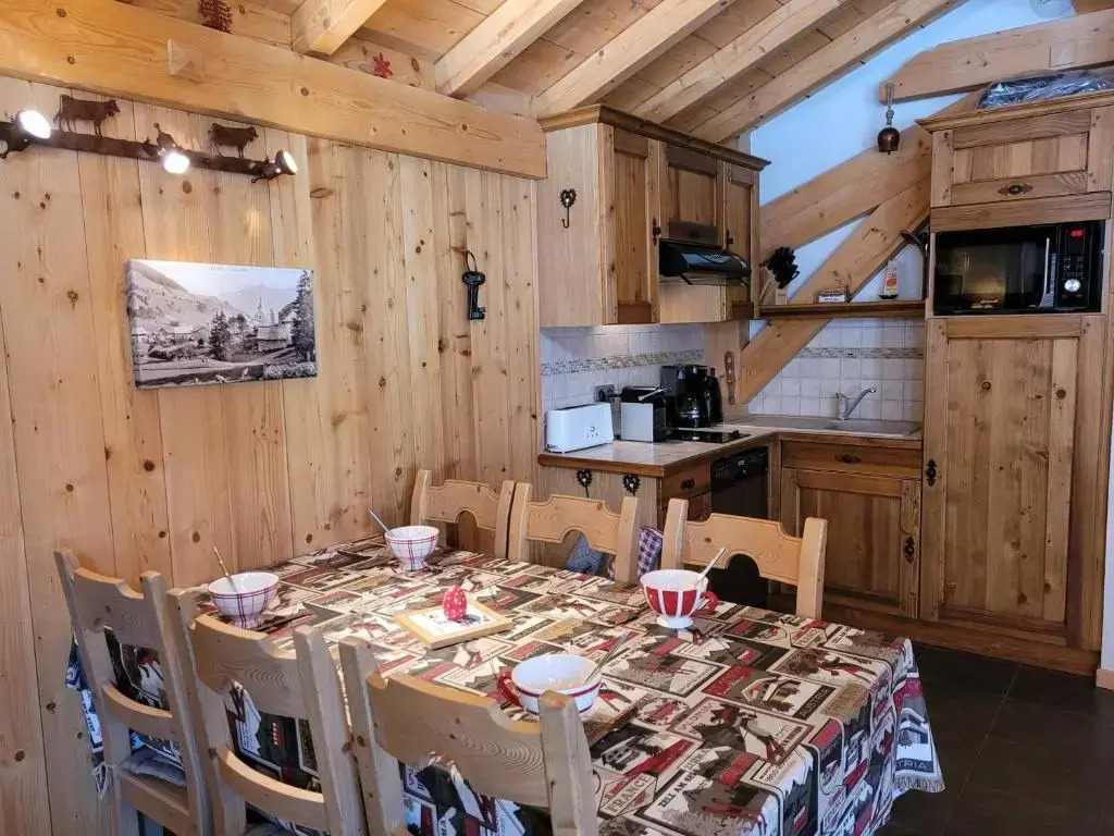 Appartement Les Gets, 2 pièces, 5 personnes - FR-1-598-75