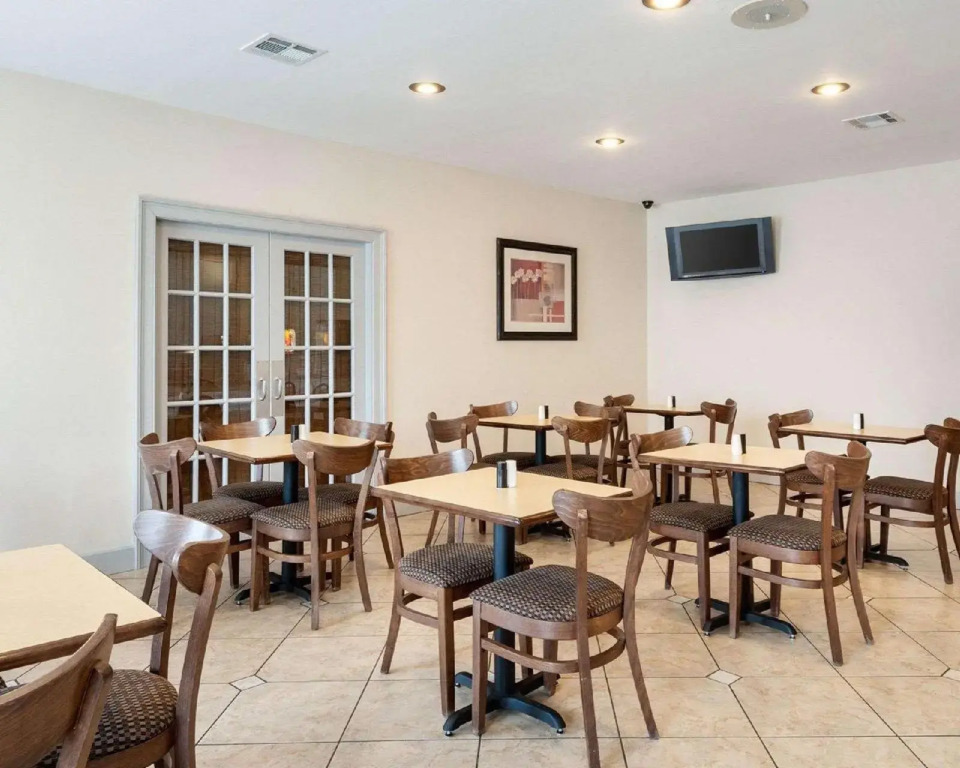 Best Western Heritage Inn & Suites
