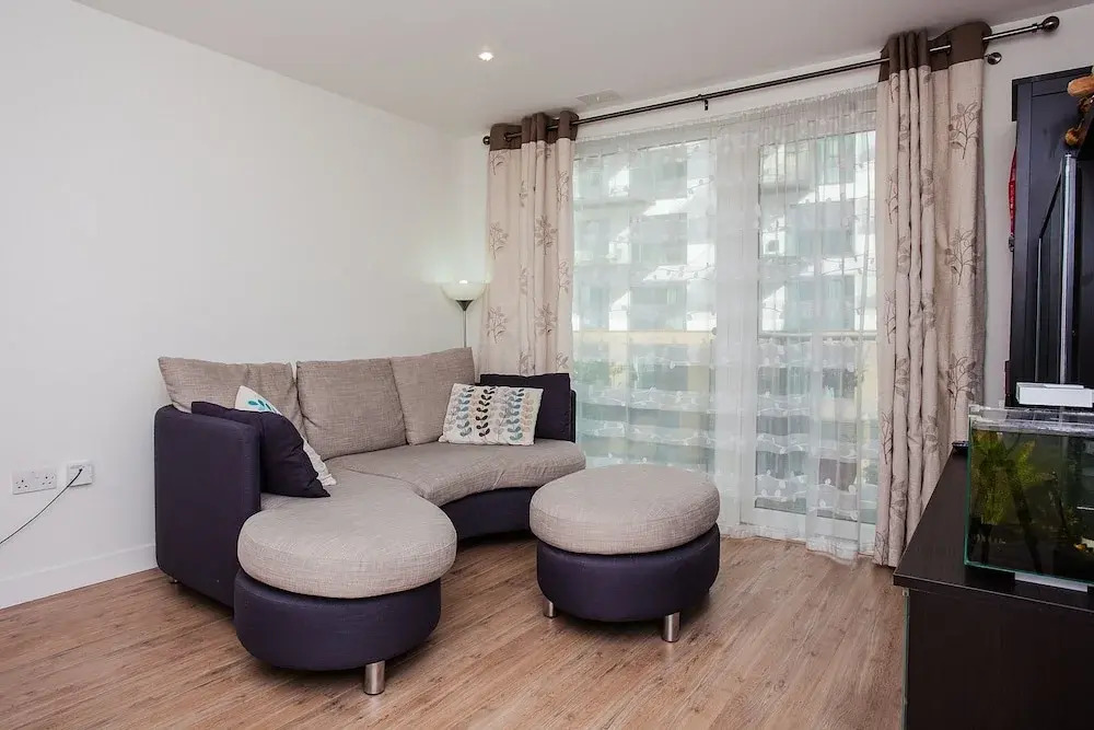 2 Bedroom Apartment With Balcony