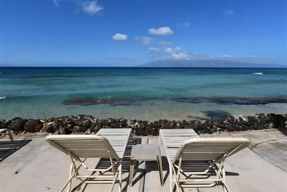 Kaleialoha 209 1 Bedroom Condo by RedAwning
