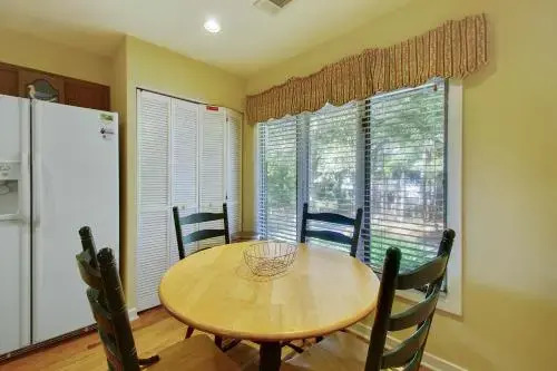 Inlet Cove 94