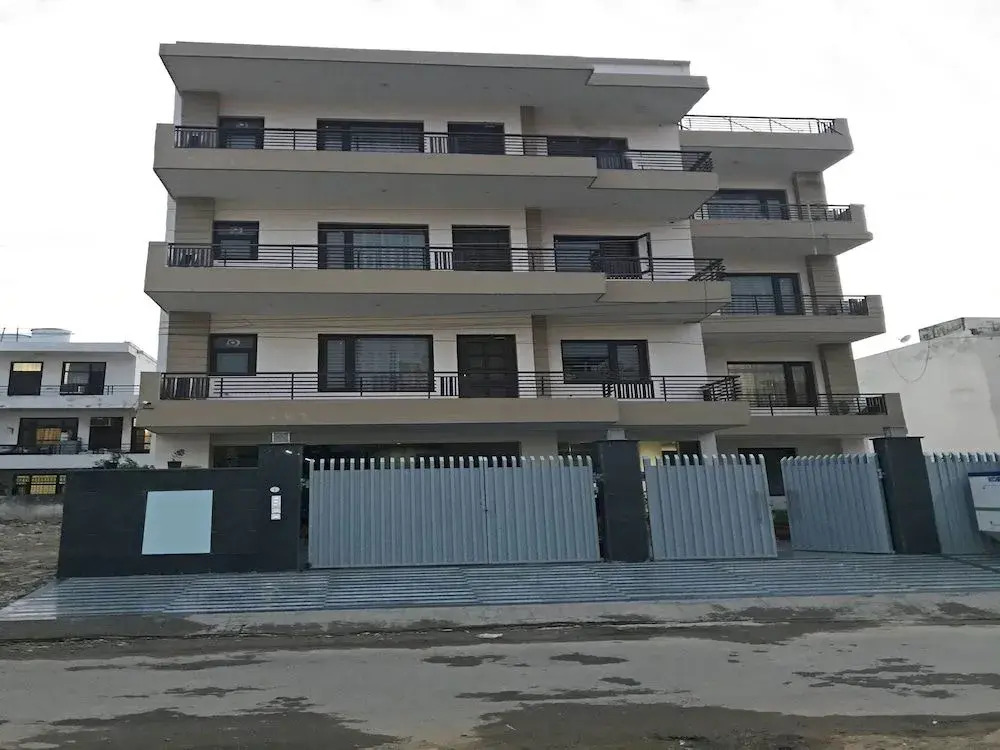 OYO 14482 Live Inn