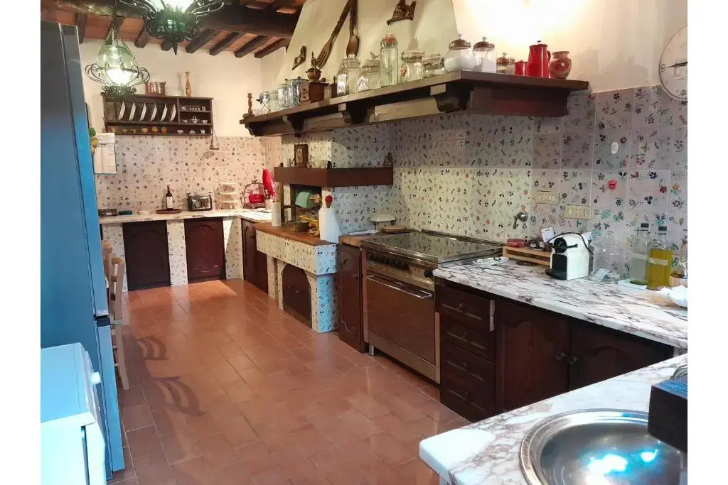 Villa ai Boschetti With Pool & Tennis