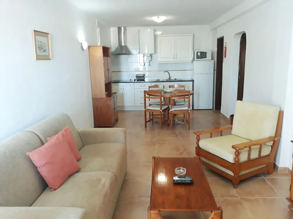 Apartamentos Salema Praia Club