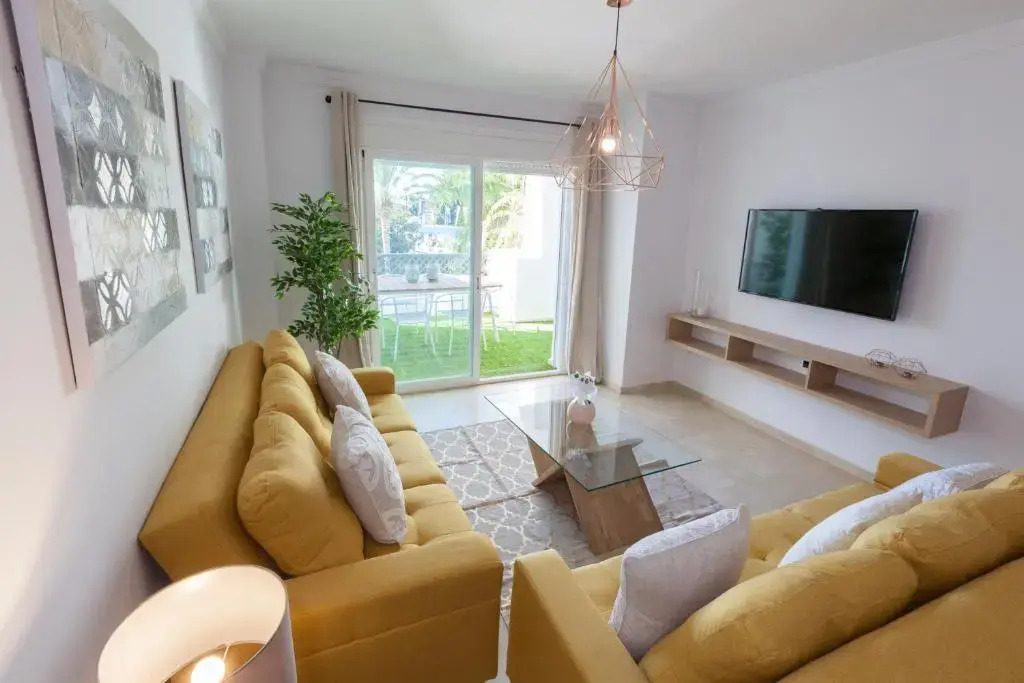 Contemporary central Apartment