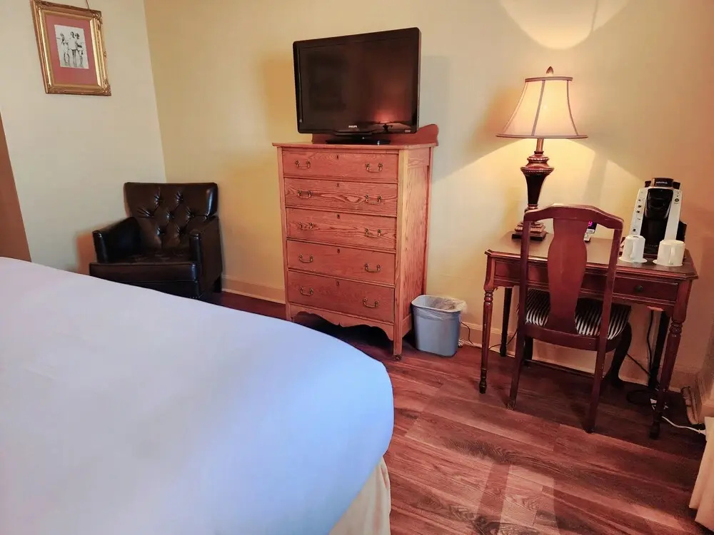 The Faust Hotel
