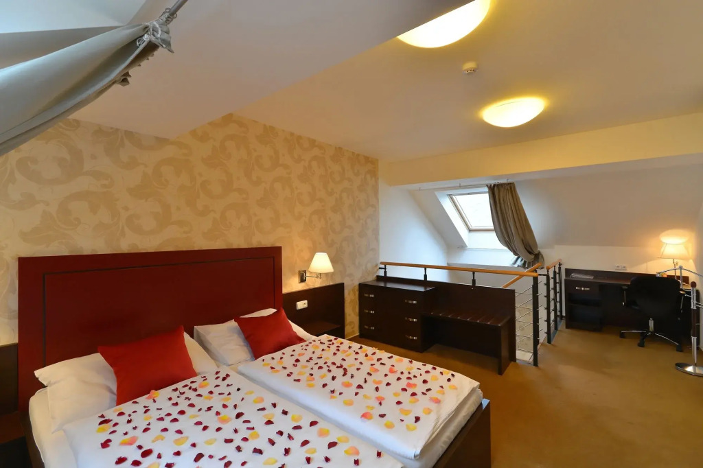 Wine Wellness Hotel Amande Hustopeče