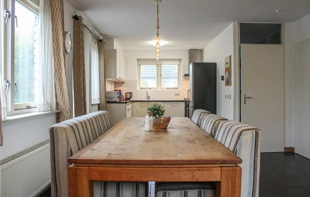 Beautiful Home In Wemeldinge With Wifi