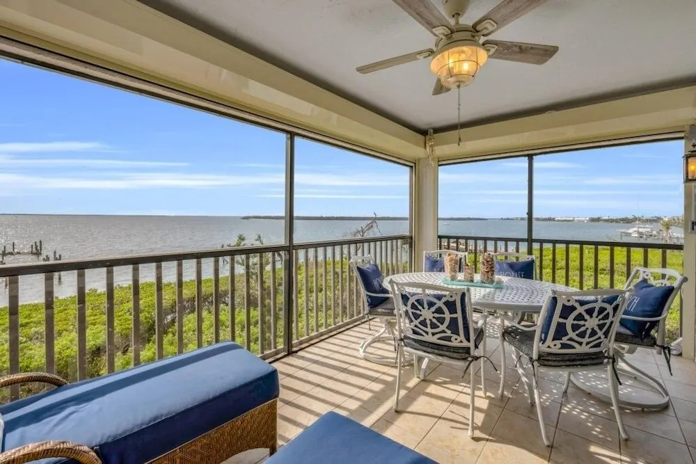 Sunset Captiva Bayside 204 2 Bedroom Condo