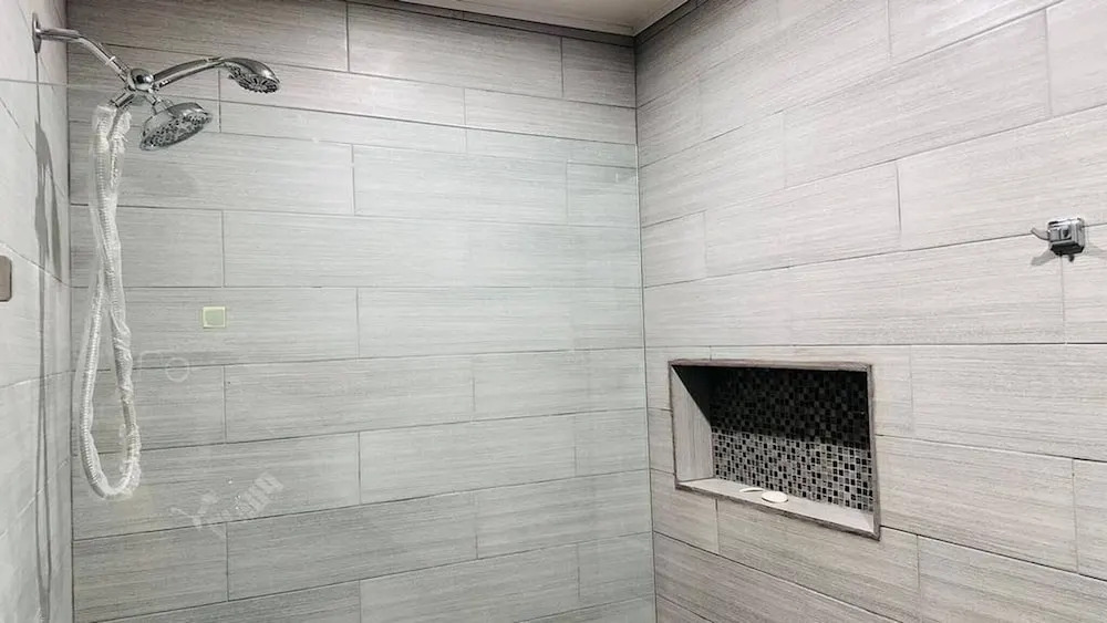 3 bed 2 Bath 15 min From Airport