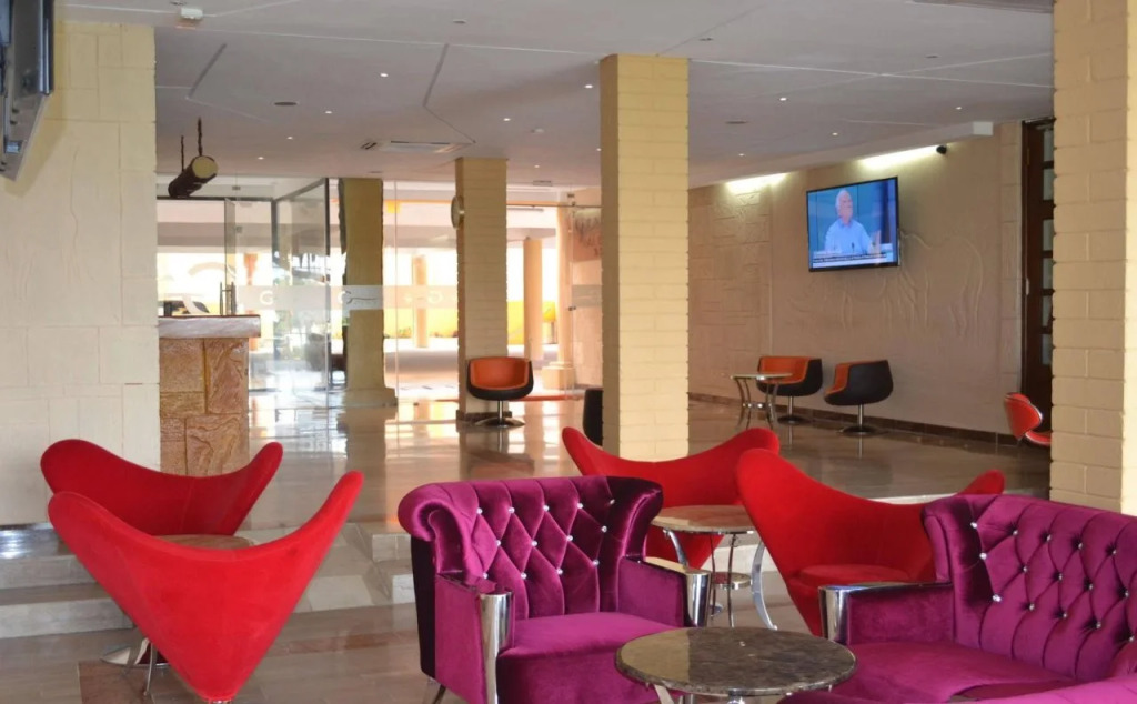 Gestone Hotel & Restaurant