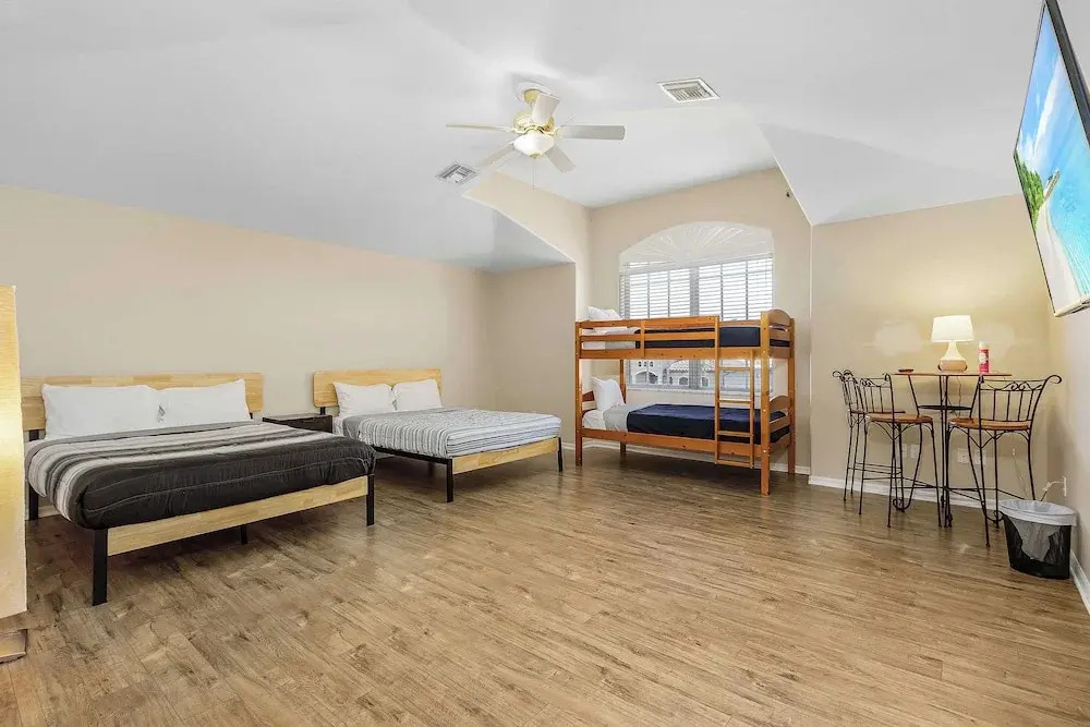 Canalfront Oasis: Cape Coral Home w/ Pool & Spa