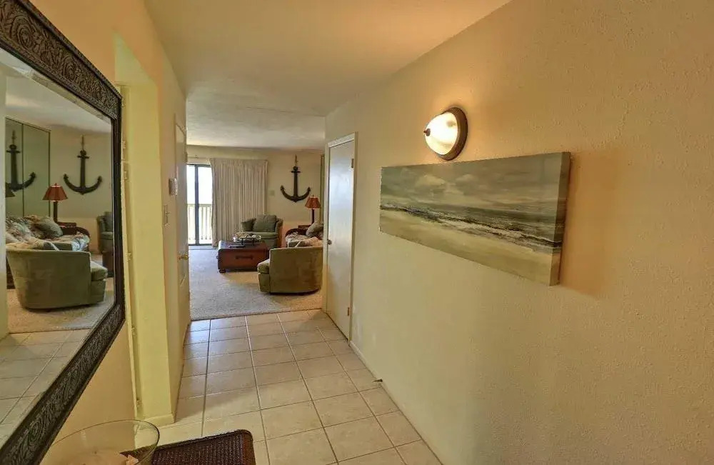 217 - 2 Br Condo
