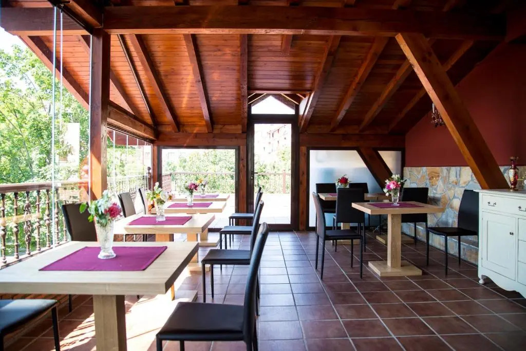 Hotel Mariñerune