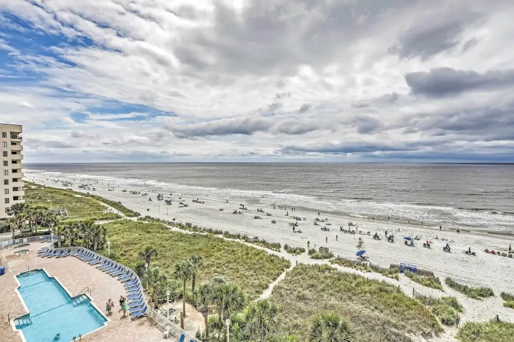 Walk to Atlantic Beach: Condo w/ Hot Tub & Views