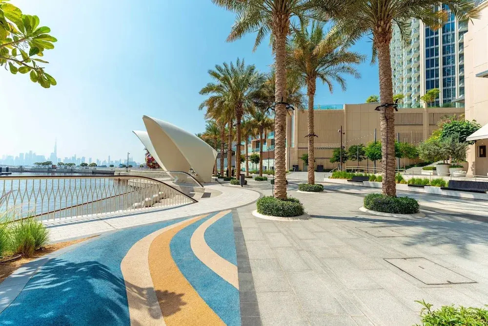 Maison Privee - Trendy Apt on the Creek with Superb Dubai Skyline Vw
