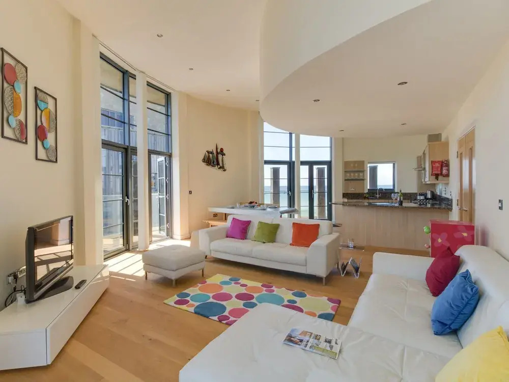 Westbay Penthouse