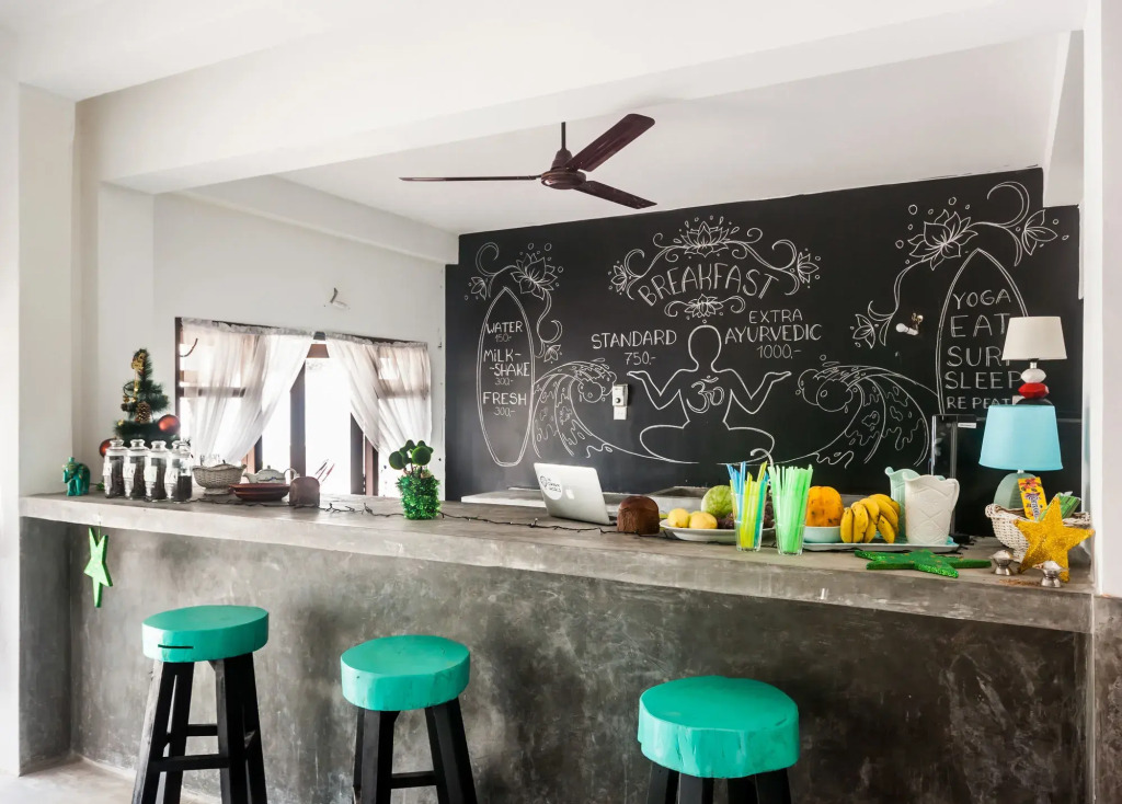 Chill House make a Good Story with infinite Ocean Surf and Stay