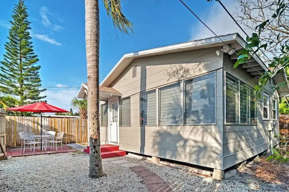 Quiet Cottage < 1/2 Mi to Gulf Coast & Boardwalk!