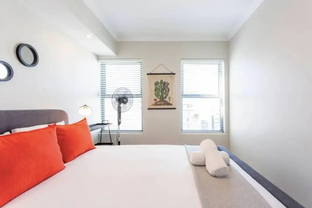 The Paragon Cosmo Sanctuary Sophisticated Mountain & City Views