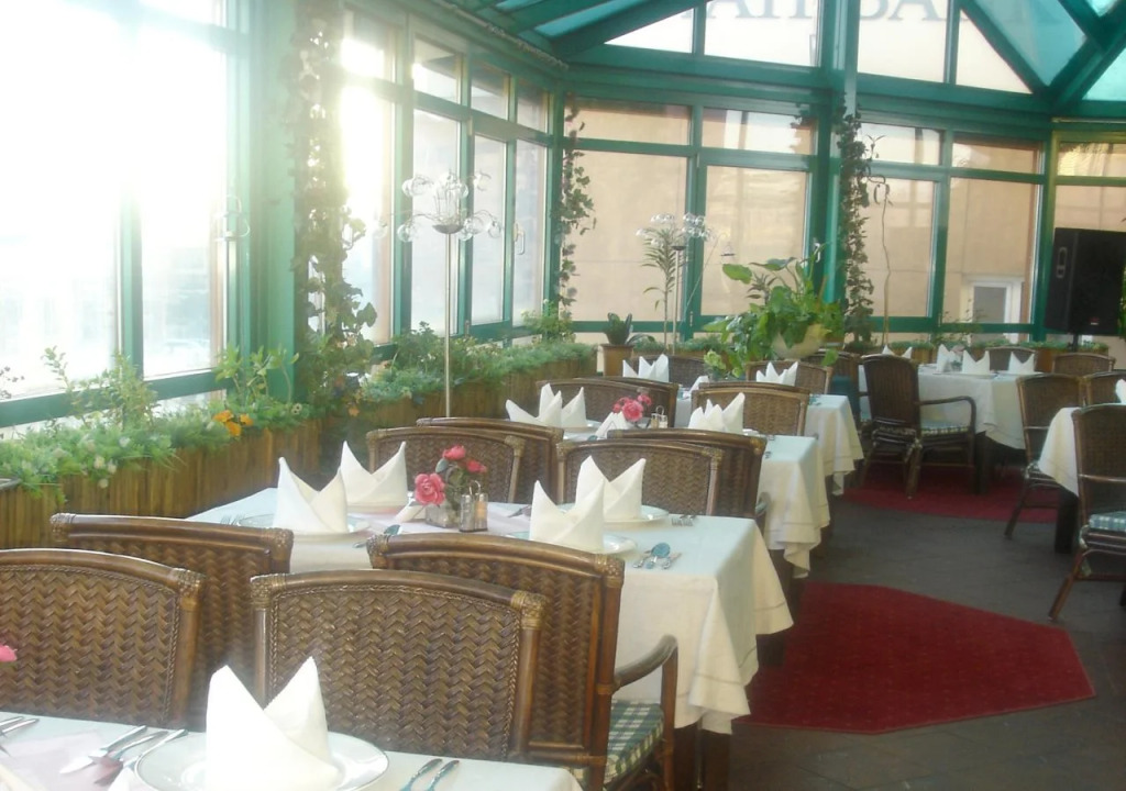 Narantuul Hotel