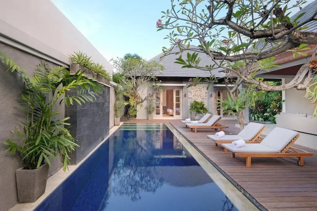 The Wolas Villas