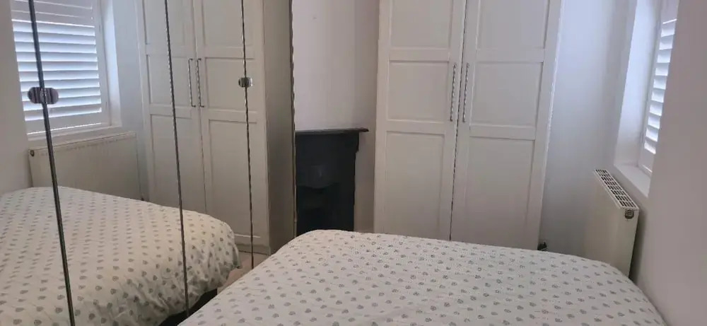 8 Guests - Free Parking - Full Equipped House