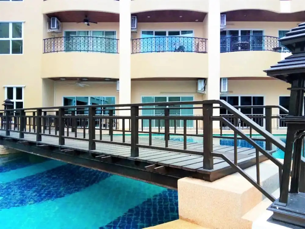 Large Studio Condo Jomtien