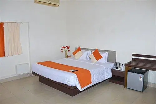 Leisure Vacations Goa By The Sal