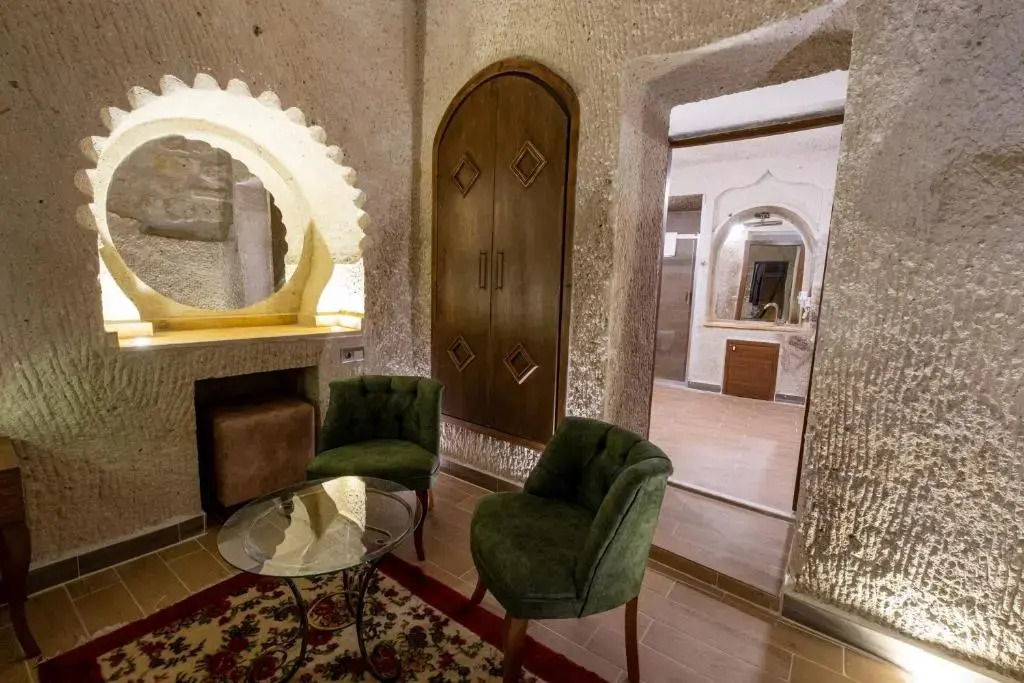 Mesken Cave Suites