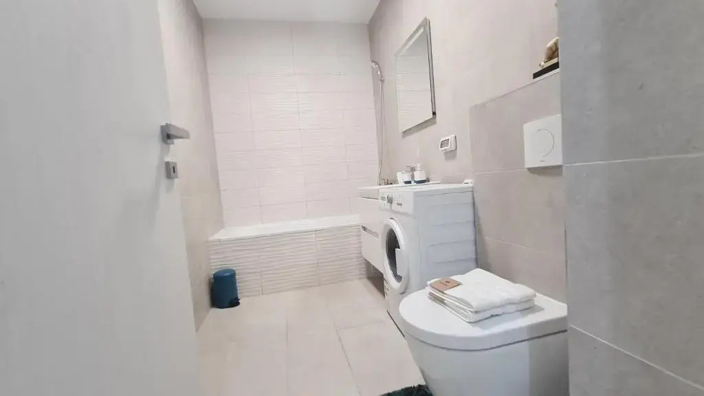 5* luxury near Avram Iancu sq New. Private parking