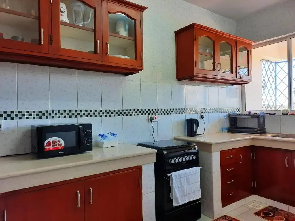 Stay.Plus Queens Apartment Nyali