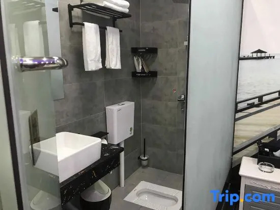 Changde Dingcheng Mingfeng Hotel