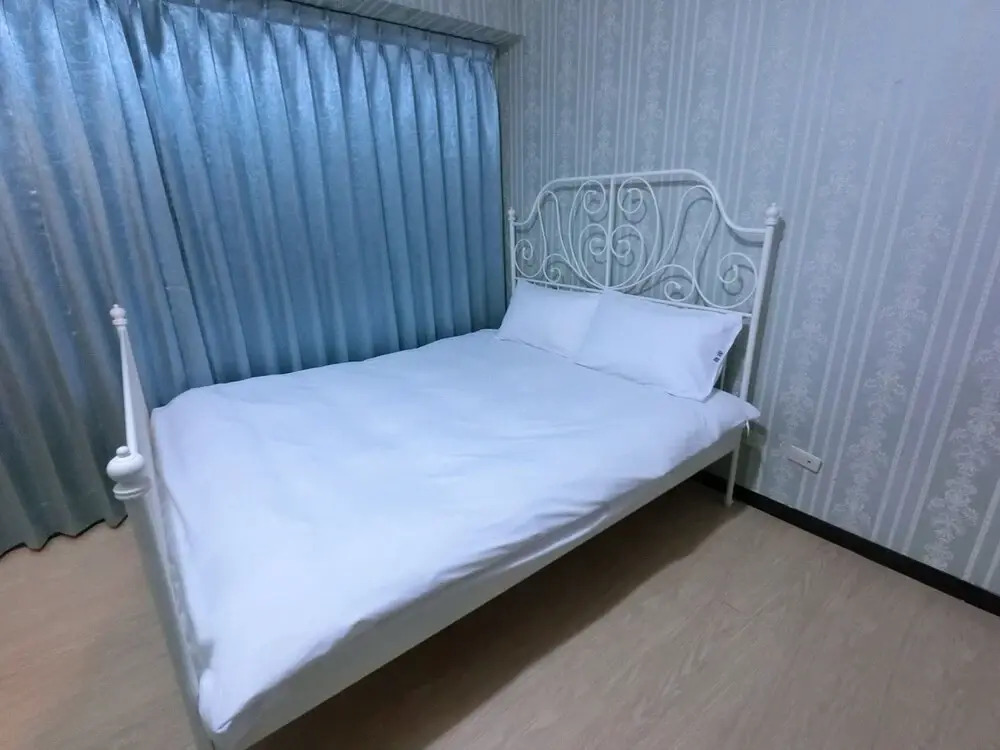 Discovery Yizhong Inn
