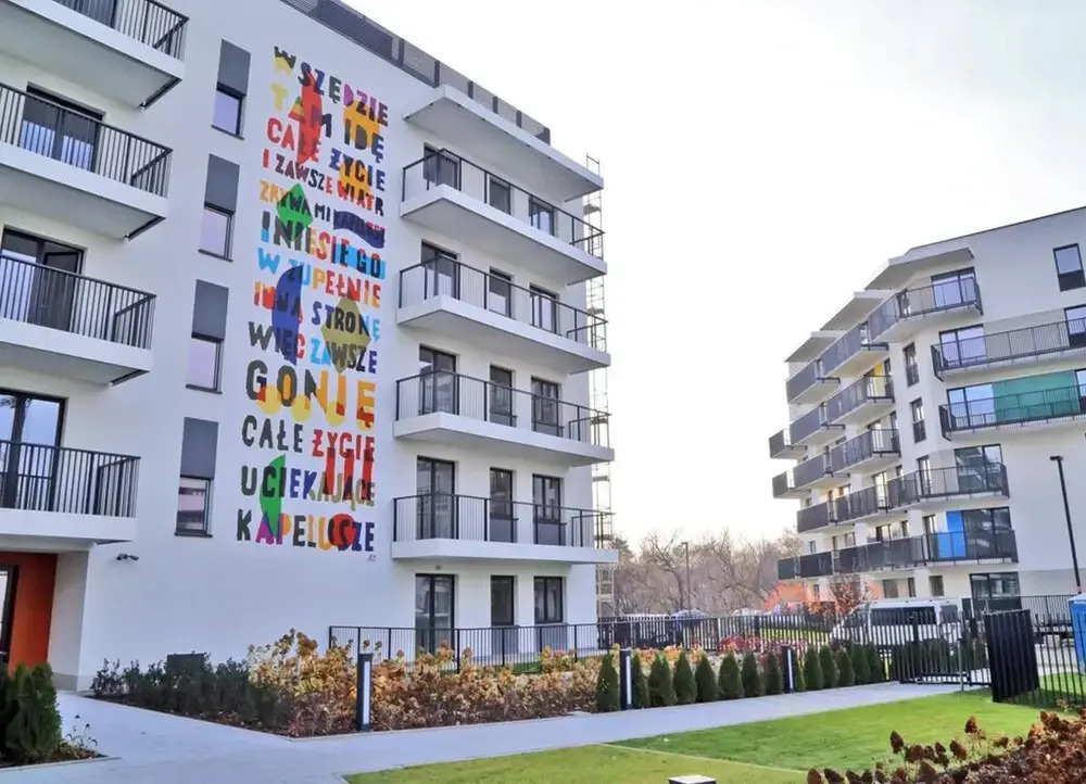 ClickTheFlat Artistic Estate Apartment
