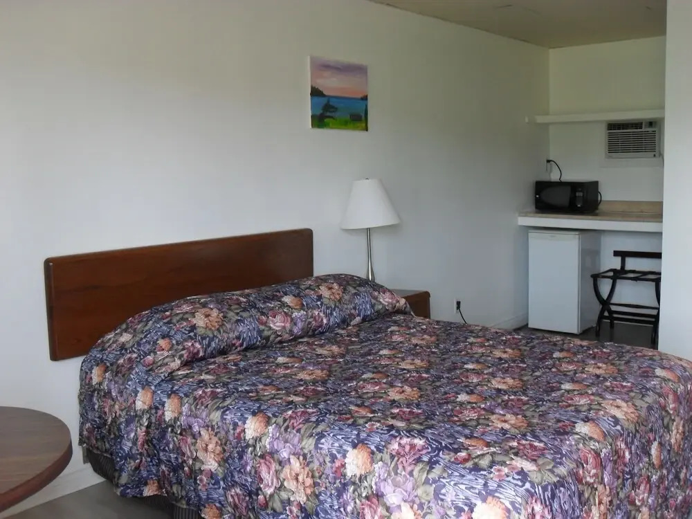 Cap Pele Sandy Beach Inn