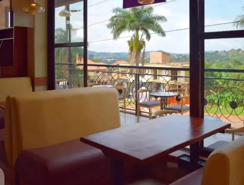 Tenda Suites and Restaurant