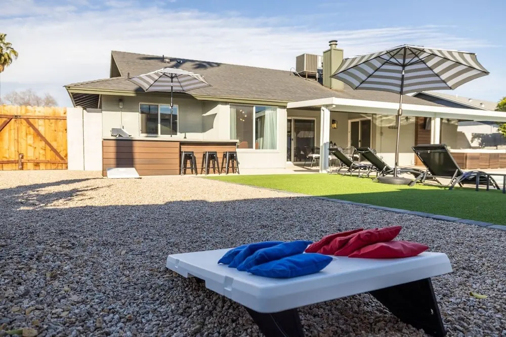 Tempe Vaughn 3 Bedroom Home by RedAwning