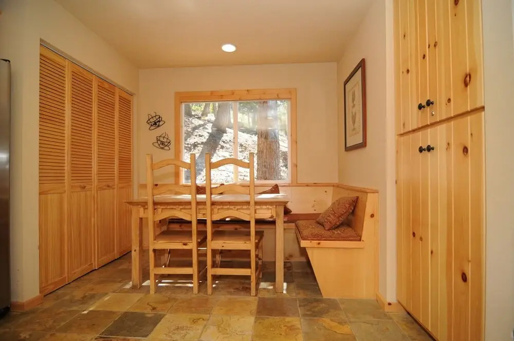 No. 13 Ski-In/Ski-Out Bear Mountain - 5 Br Home