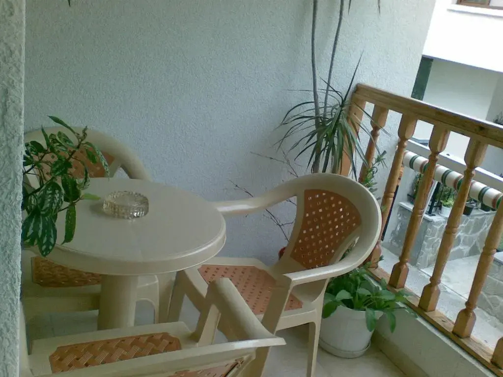 Farlalievi Guest House