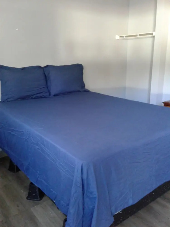 Budgetel Inn & Suites